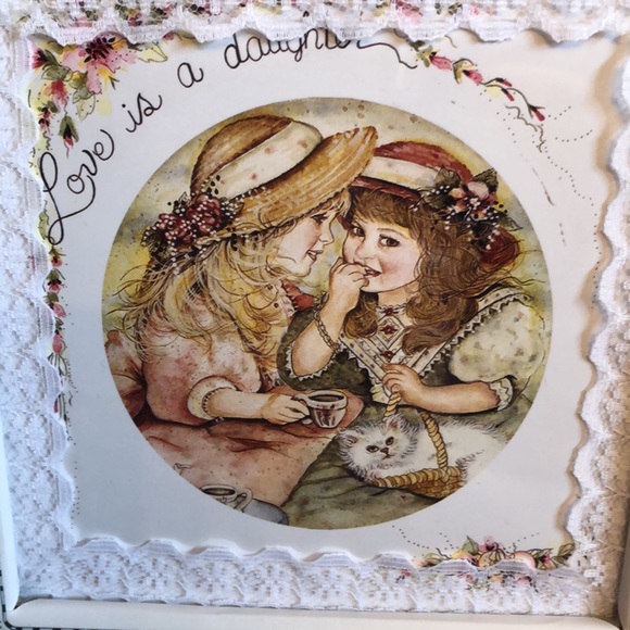 Keepsake “Love Is A Daughter” Scrapbook kit - Picture 2 of 11